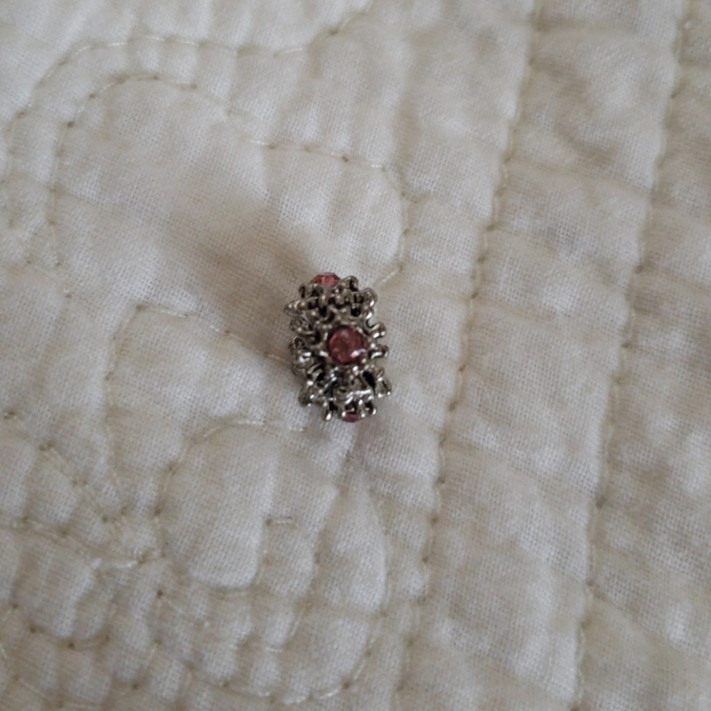 Bead - Picture 2 of 2